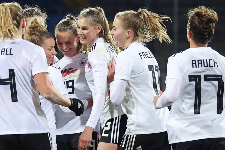 Spielerinnen der Deutschen Fußballnationalmannschaft der Frauen