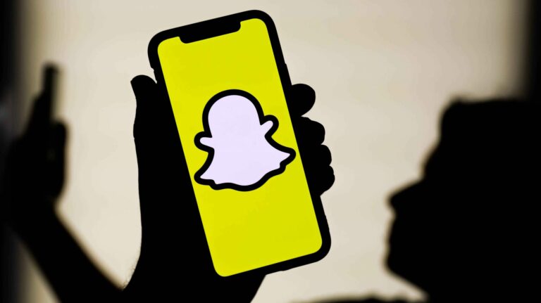 Catfishing, Belästigung, Missbrauch: Die Gefahren die durch Snapchat besonders für junge Menschen ausgehen sind groß. Die Kidnerschutzmaßnahmen der Plattform sollen deshalb geprüft werden.