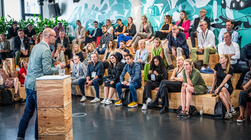 "Wir sollten auf das Gute optimieren, dass Menschen sich inspiriert fühlen – time well spent statt time spent“, fordert Bardeleben. ©Foto Vogt