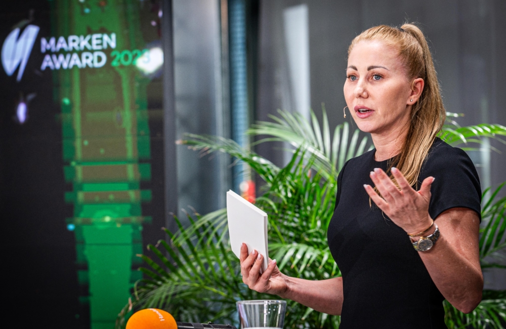 Haller warf die Frage auf: "Wenn 90 Prozent aller Inhalte bald durch KI erstellt werden, wie viel 'Mensch' wird noch gebraucht?" (©Foto Vogt)