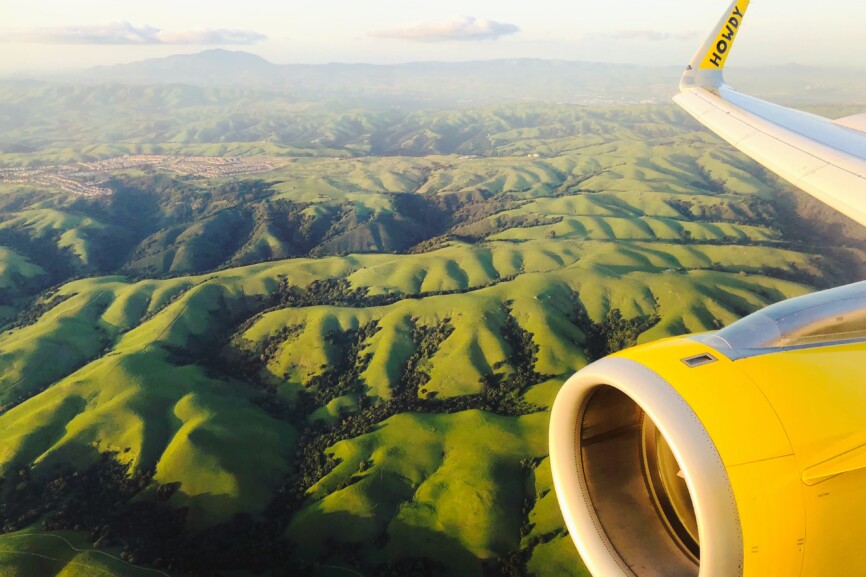 Flugzeig_Unsplash Sylvia Gorajek