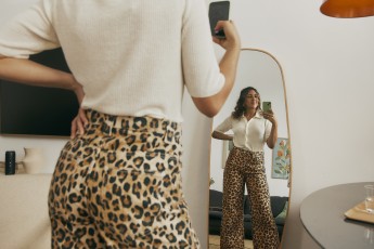 Der Re-Commerce-Sektor wächst. Und Platzhirsch Vinted will nicht nur Gebrauchtes verkaufen, sondern auch das Konsumverhalten zugunsten von Secondhand-Produkten verändern.