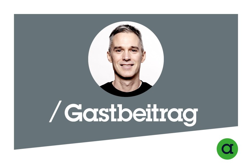 Michael Berg ist Gründer der Hamburger Branding- und Positionierungsberatung Storyclass. Er hilft Start-ups und mittelständischen Unternehmen in allen Fragen rund um Markenpositionierung, Exekution und Campaigning.