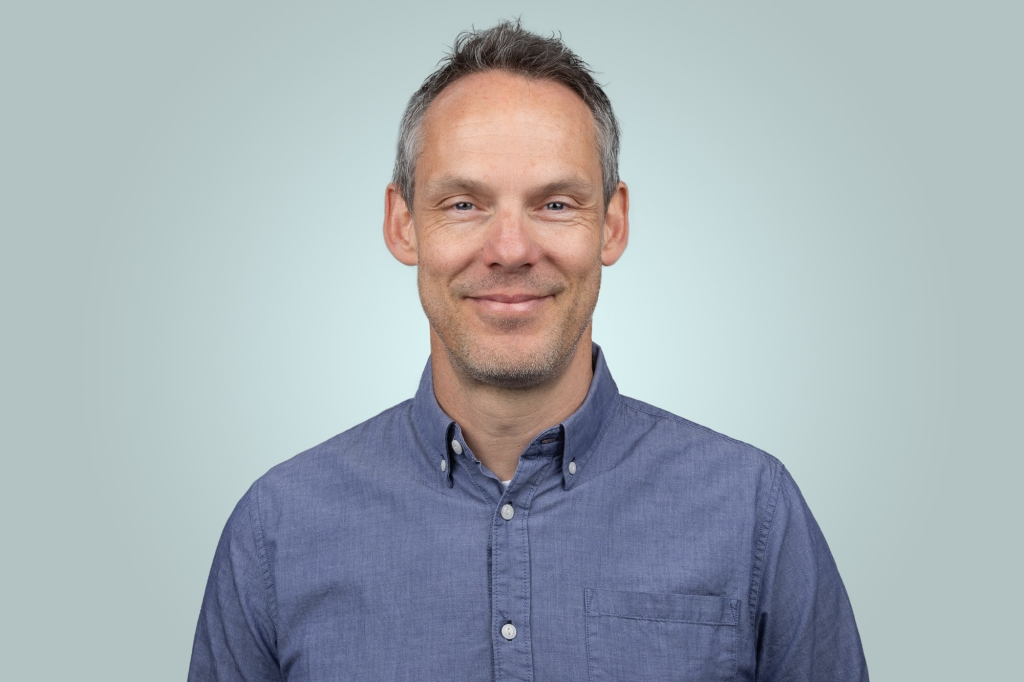 jan_biller_c_Glowing_Blue