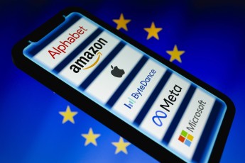 Sind die Tech-Riesen übermächtig? Konzerne wie Meta, Alphabet und Amazon stehen wegen ihrer mono- und oligopolistischen Strukturen in der Kritik.