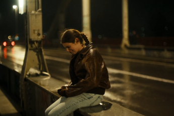 gesellschaftlicher Wandel Marketing Haltung: KPN Kampagne Foto mit Hassnachrichten