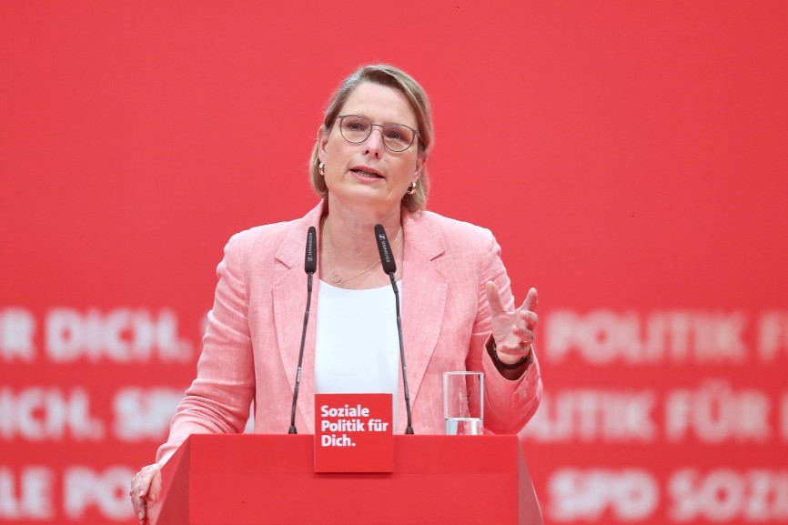 Berlin, Deutschland, 29.06.2025: CityCube: 42. SPD-Bundesparteitag: Bundesministerin der Justiz und für Verbraucherschut