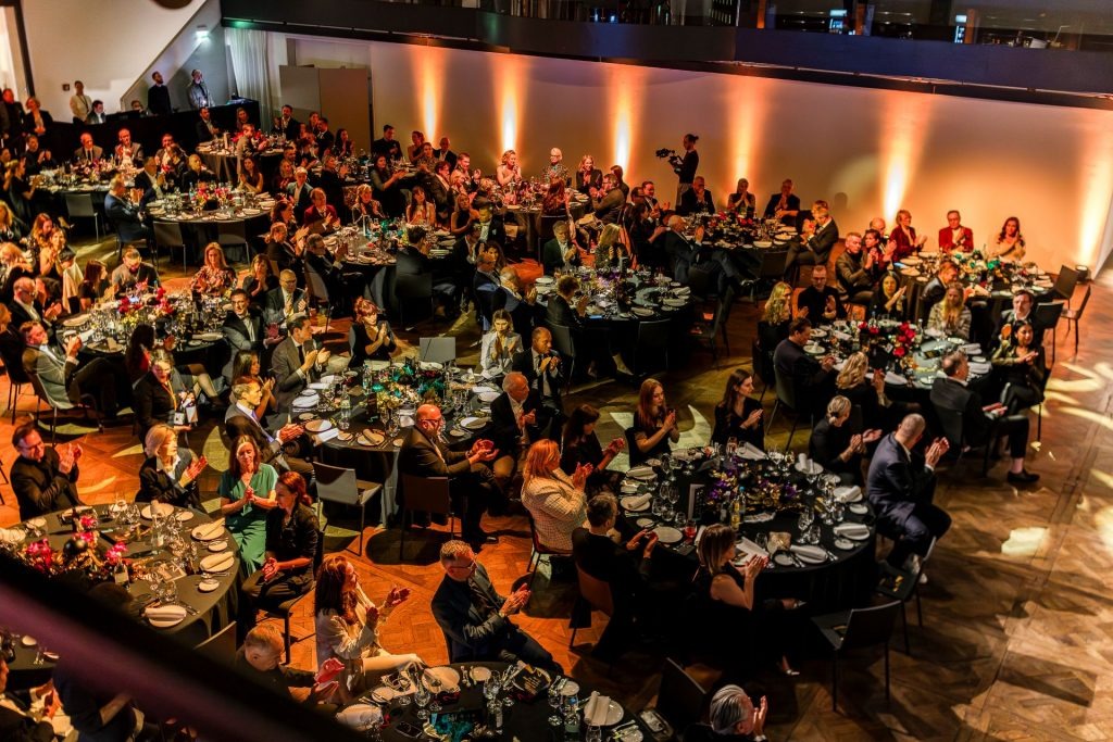 Goldenes Brandeisen 2026: Alnatura, Leica und Christof Schenck ausgezeichnet