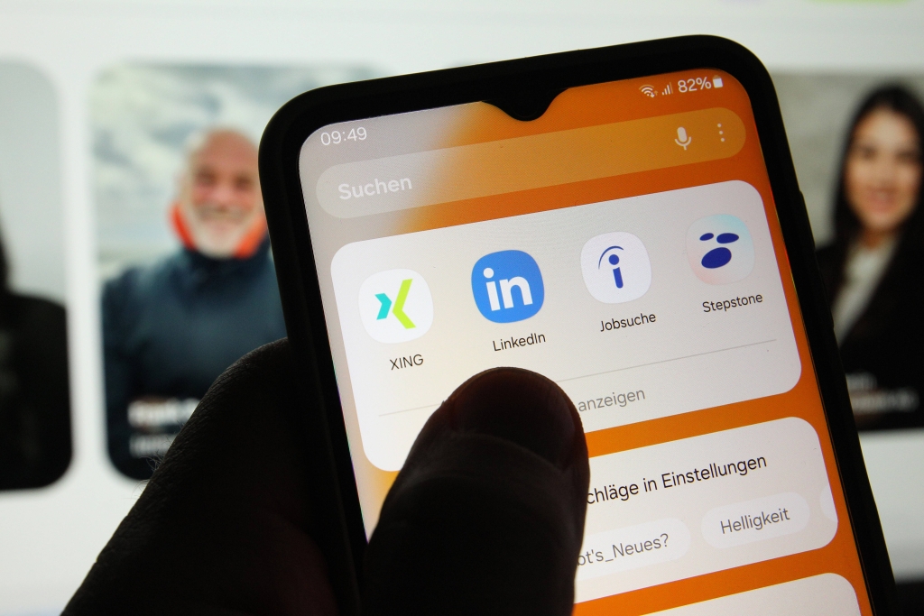 LinkedIn klar vor Xing: So viele Deutsche nutzen Karrierenetzwerke