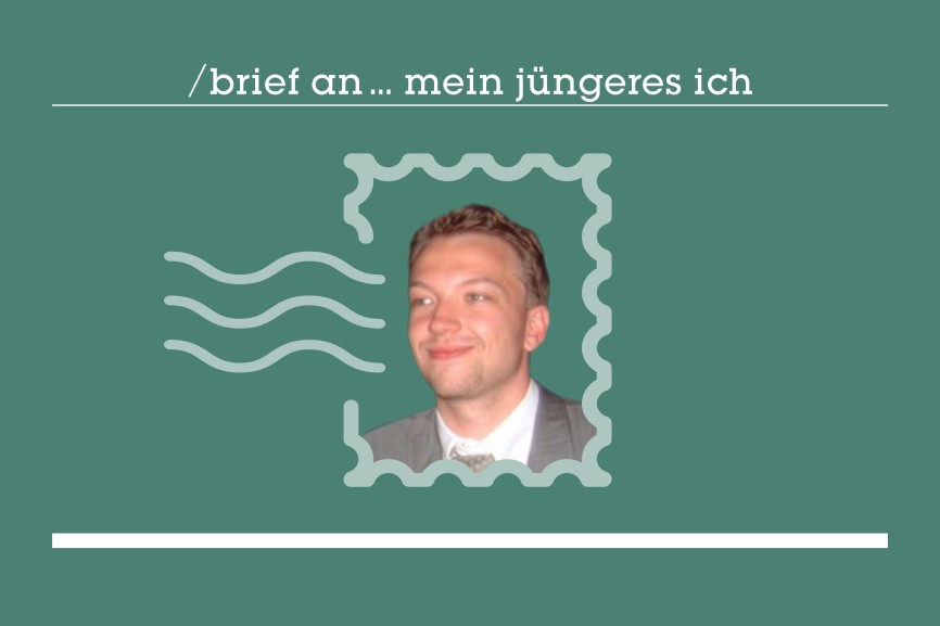 Der junge Steffen Zeller als Trainee mit Anzug und Krawatte