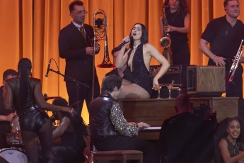Dua Lipa bei ihrem Auftritt auf den Brit Awards 2026 im Februar in Manchester